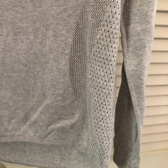 Lululemon mesh sweatshirt - Picture 3 of 4
